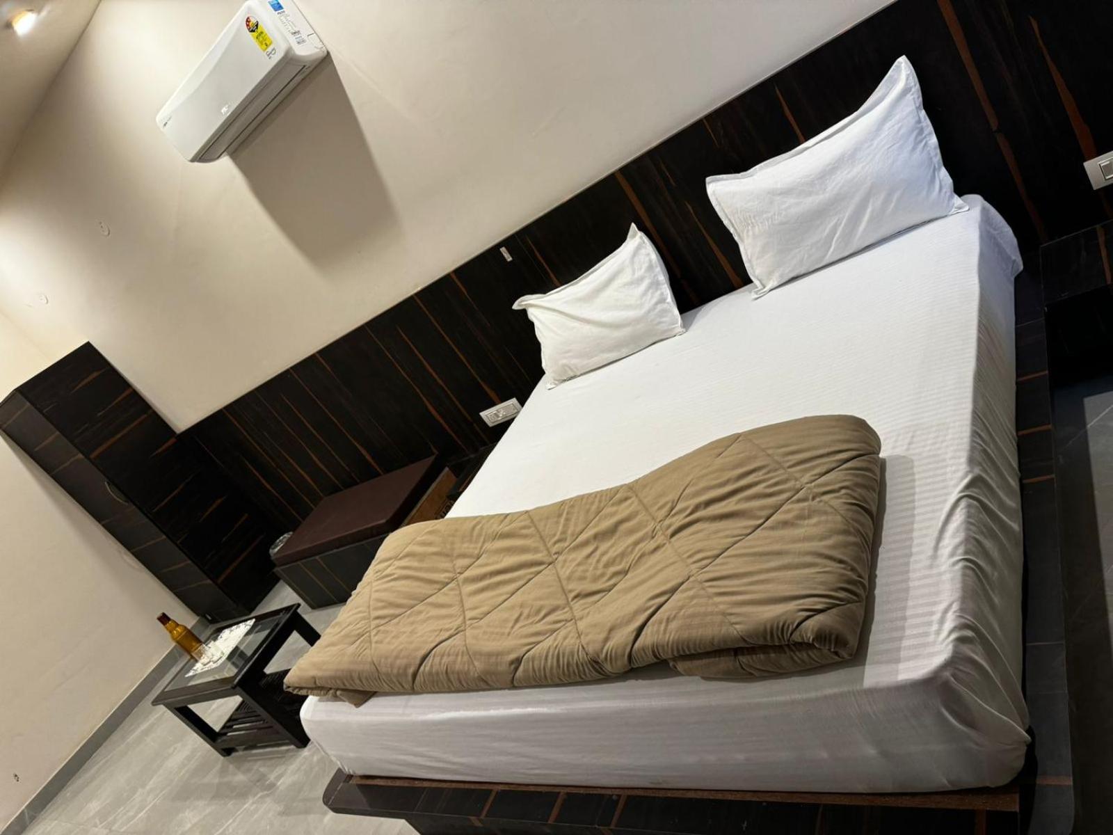 Hotel Karma Jaipur Eksteriør bilde